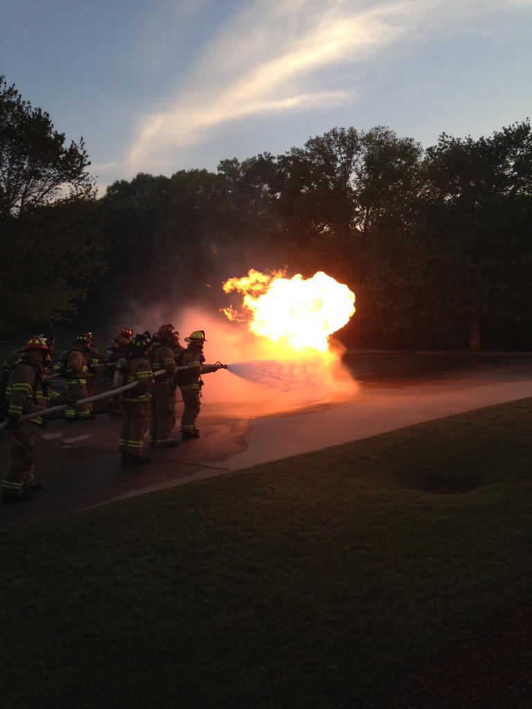 tjlasley's tweet photo. "@rjgoins14: Live LP gas training...#Firefighters #Training2015 @ChiefJWilliams @VFFMFR @ChrisMSarracino @tjlasley http://t.co/4xyvZlHZYz"Ya