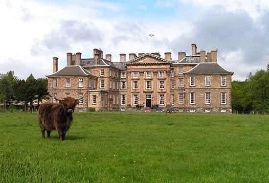 @ELatimerWrites @mads2995 @wattpad I used to live in this palace. It was amazing! #DalkeithPalace #Scotland #wattpad4