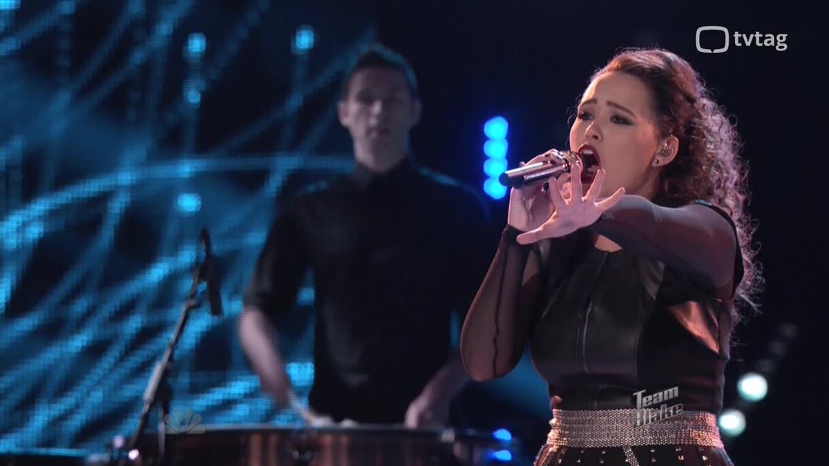 RT if Hannah has your vote after that amazing performance! #TheVoice #VoiceTop8