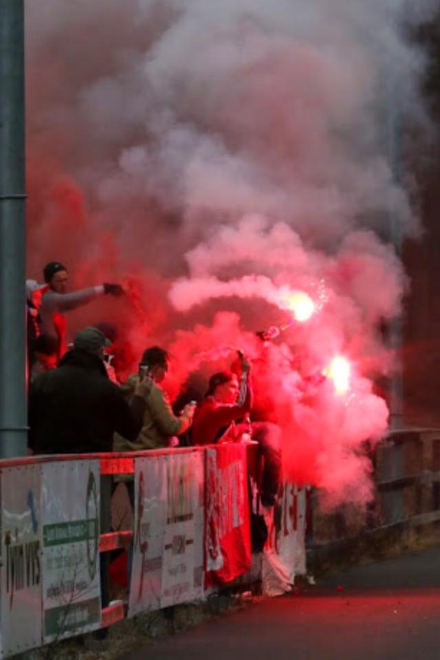 Toten2013's tweet photo. Seriestart 2015 #4div #grasrota #ultras #fktoten #nopyronoparty http://t.co/Gm7KL4Ou13