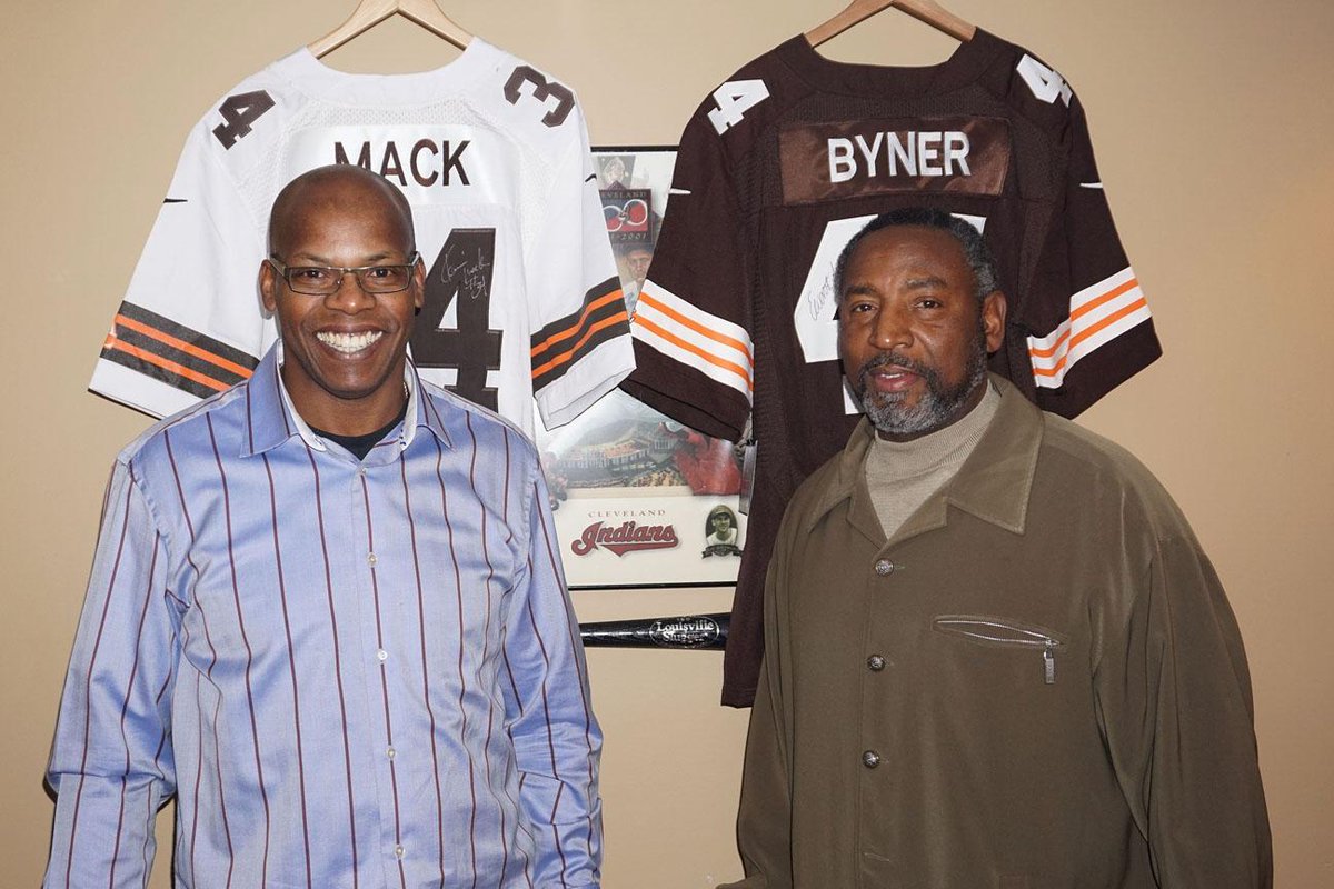 BBMichigan's tweet image. Anyone who is fortunate to meet these two gentlemen hope the @Browns utilize their skills in building a winning team.