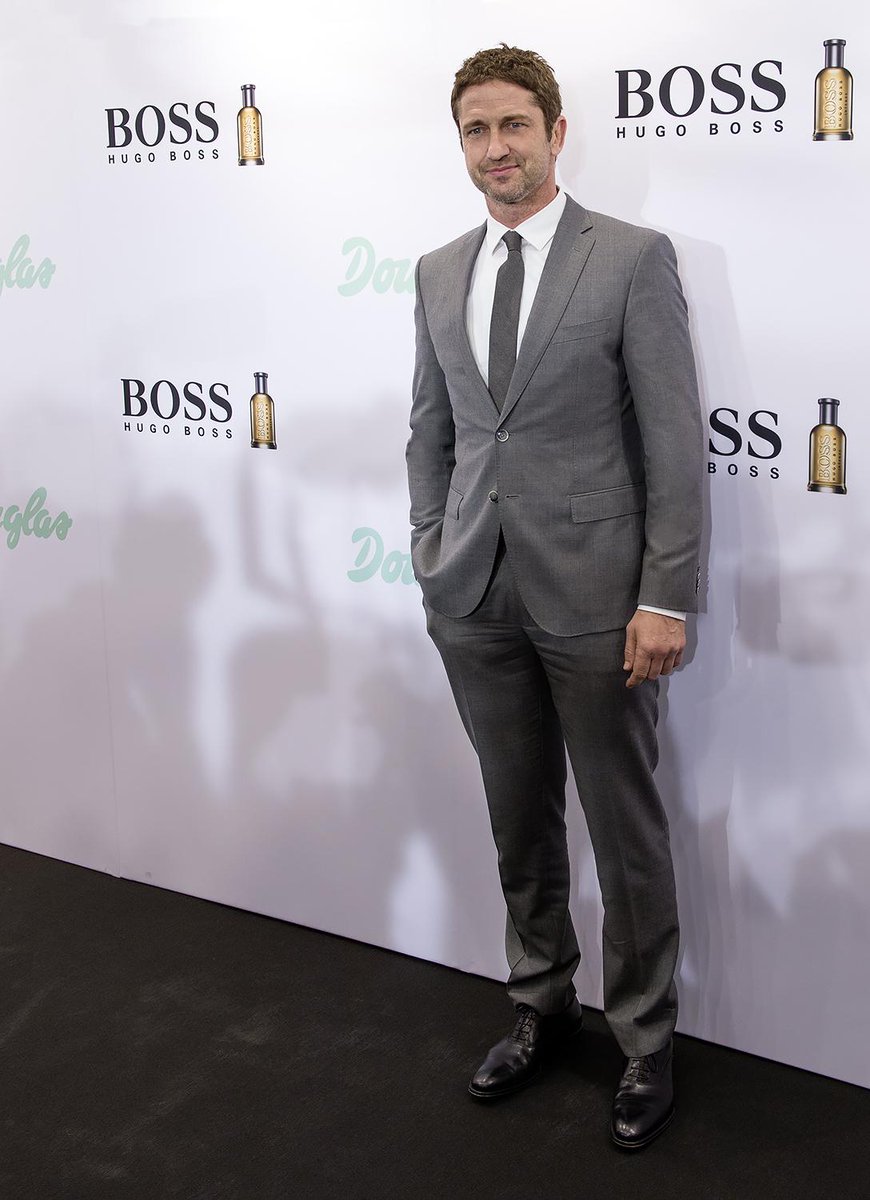 GerardButler's tweet photo. #Hamburg I had a great time meeting you all and celebrating #BOSSBOTTLED and the #MANOFTODAY http://t.co/uAdQuDP6vY