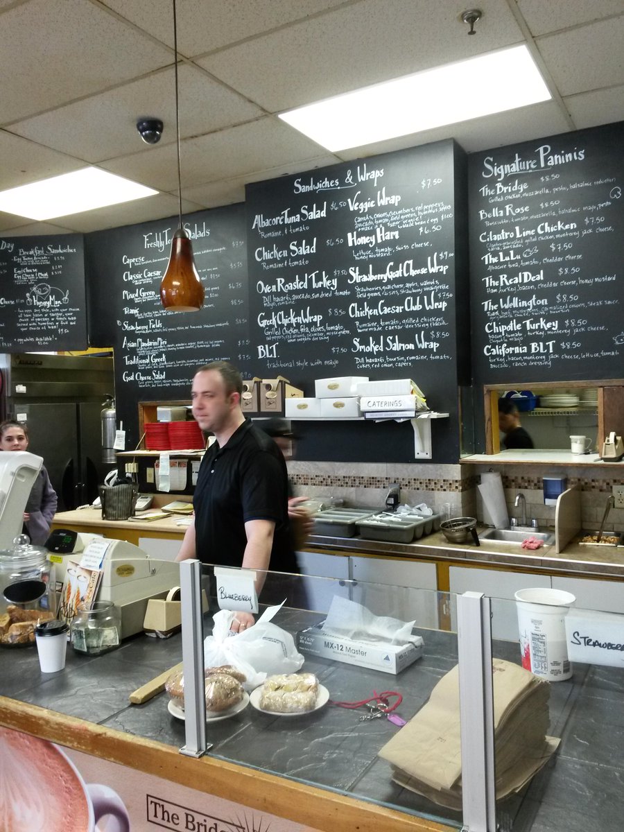 buylocalmht's tweet image. Proud to announce our first #BuyLocalMHT partner: Bridge Cafe on Elm! Stop in and support #ManchesterNH @bridgecafeNH