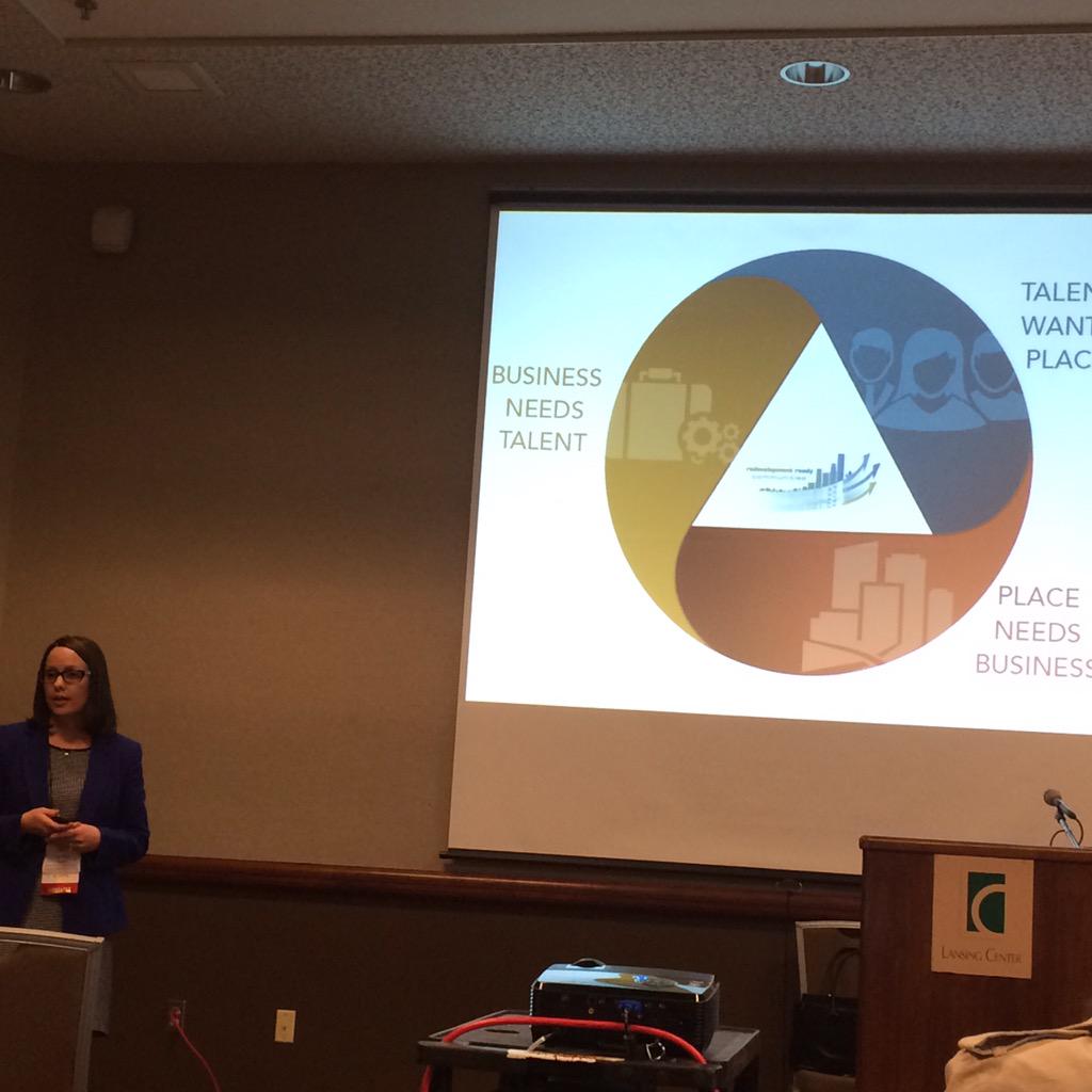 Sarah Latta Rainero tweet media