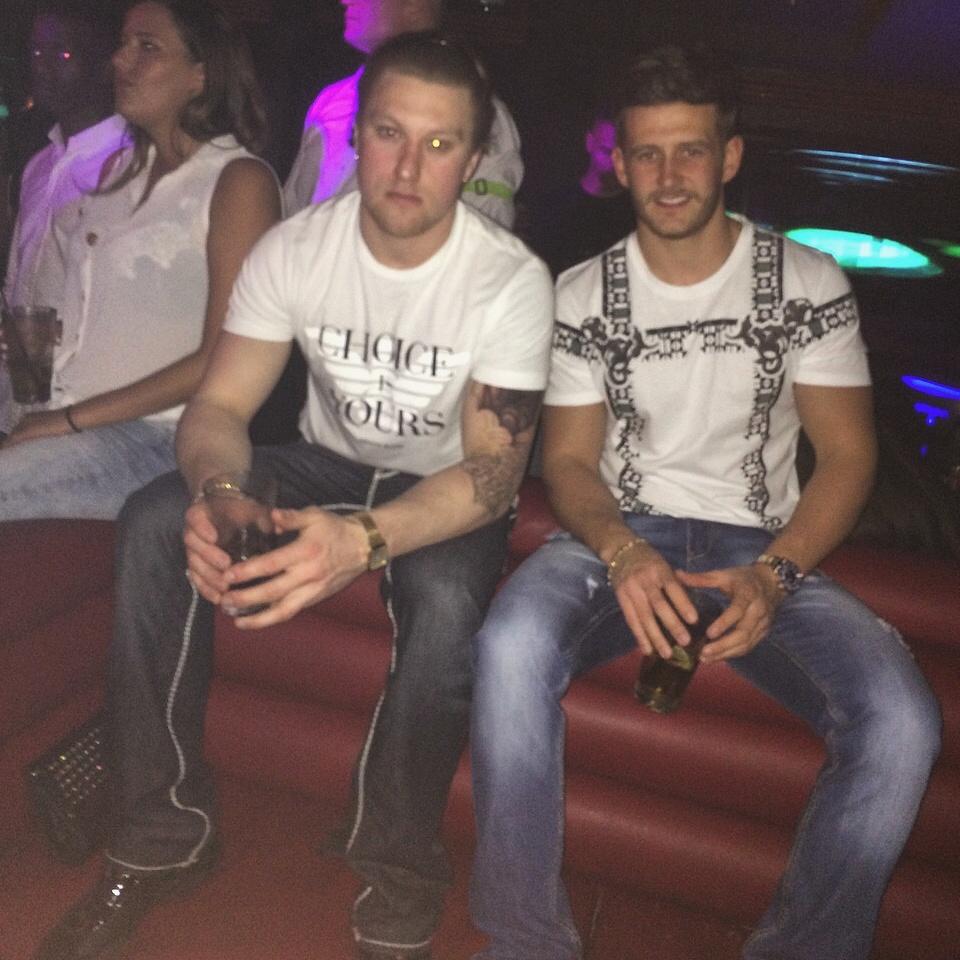 HarryRichards2's tweet photo. @ALFIEBURFORD  My brother http://t.co/9wS6VXLItY