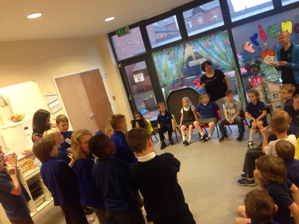 53rdBB's tweet photo. BB election this evening some great proposals! #53rdParty #BBwarriorsparty #BigBangParty @theboysbrigade http://t.co/b96DX2T208