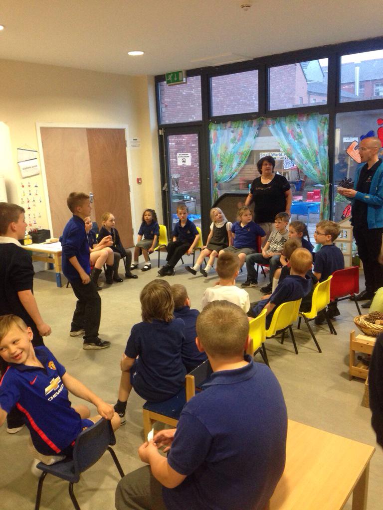 53rdBB's tweet photo. BB election this evening some great proposals! #53rdParty #BBwarriorsparty #BigBangParty @theboysbrigade http://t.co/b96DX2T208