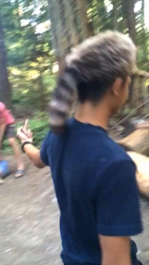 HumorTV__'s tweet photo. when your ex tries to come back in ur life http://t.co/YFhemLZOln