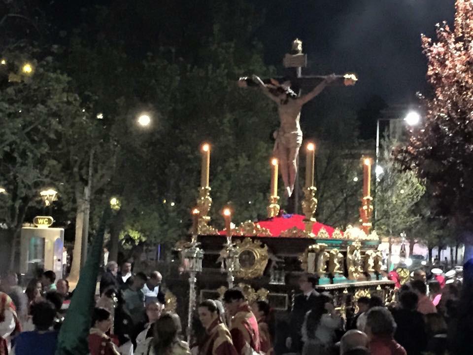 hdadferroviaria's tweet photo. Viernes Santo 2015 @sercofrade @TitularesGr @CostaleroDeGR @granadacofrade @florentrespinas http://t.co/wutYyr0V4y