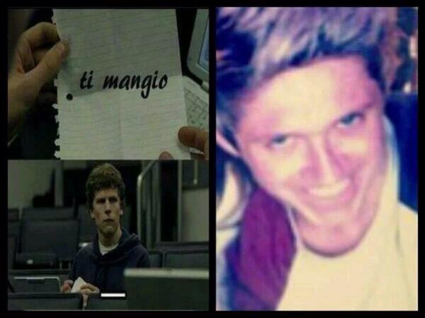1NiallOfficial3's tweet photo. 'Intanto nelle ff'
'Me ne stavo seduta al banco quando il ragazzo biondo mi passò un fogliettino' http://t.co/kiAZOiE2oo