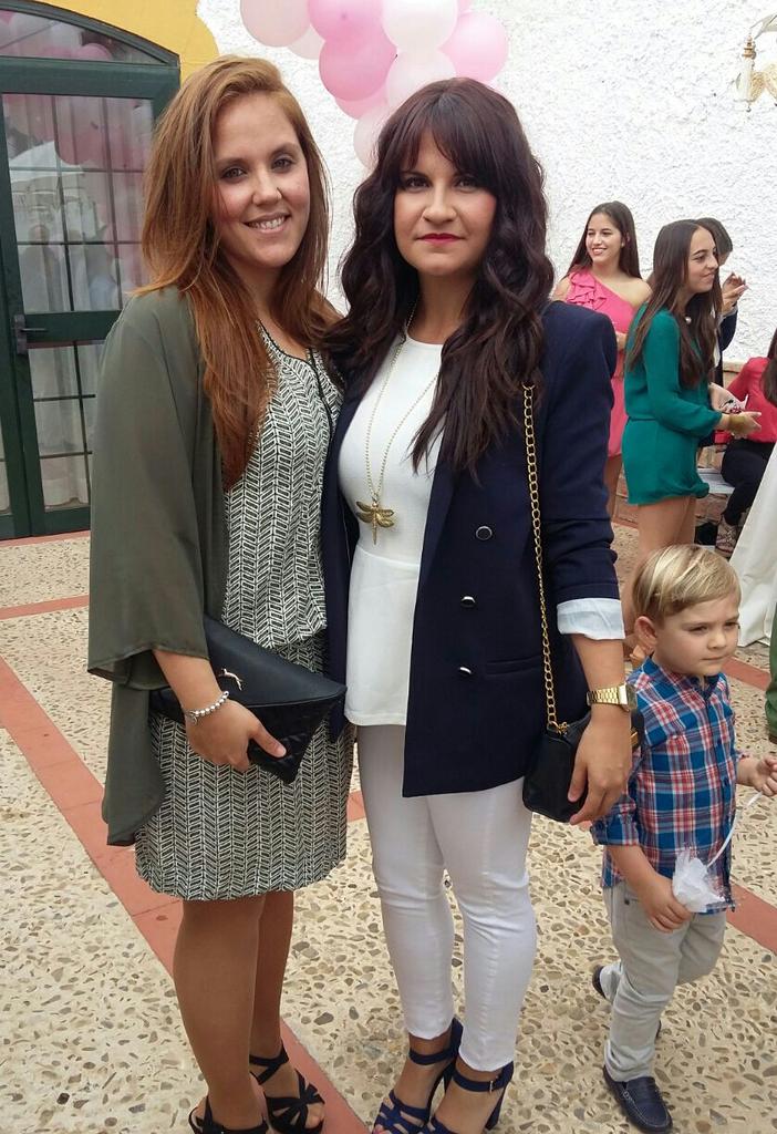 MariaJosePGlez's tweet photo. @Bolilloni mi guapa!! http://t.co/afy5k6yBUo