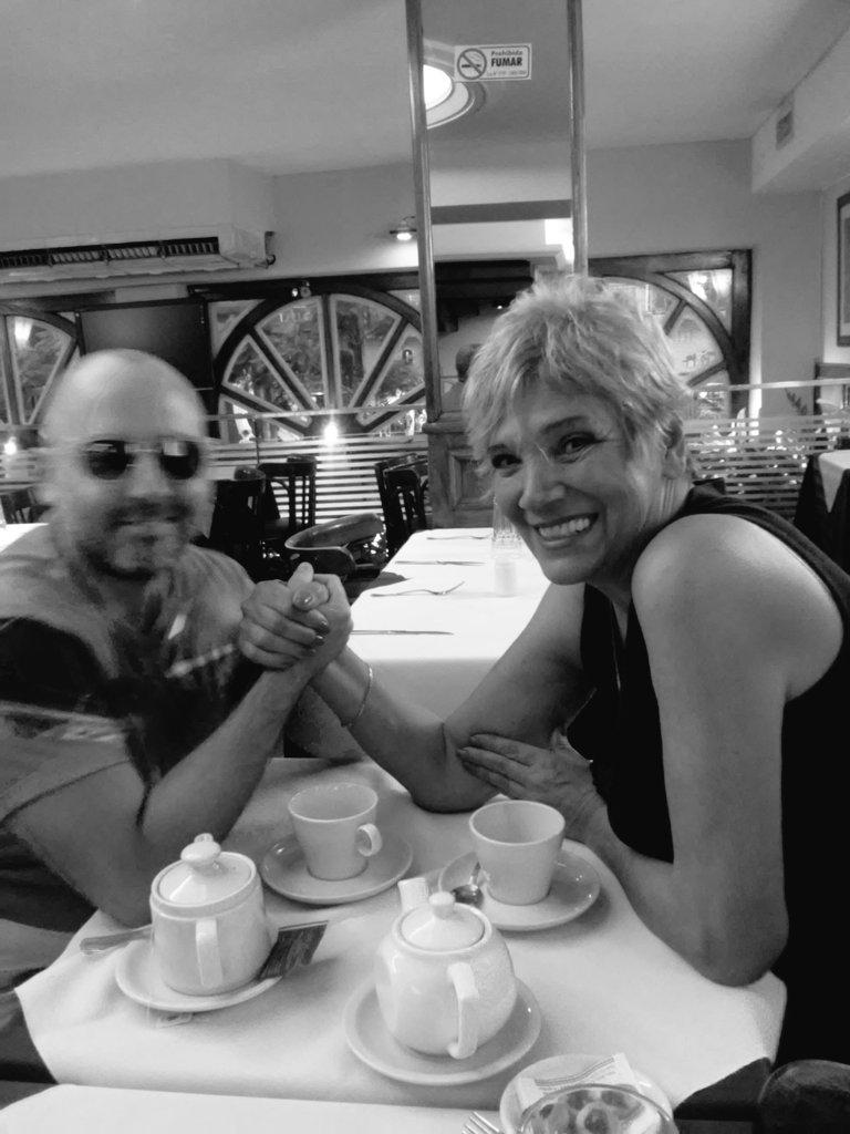 muscarijoseok's tweet photo. NOW
Trabajando en las emociones personales
De NOEMI ALAN
la Tana se prepara para #EXTINGUIDAS 
JUNIO TEATRO REGINA http://t.co/k6TJmTU7sL