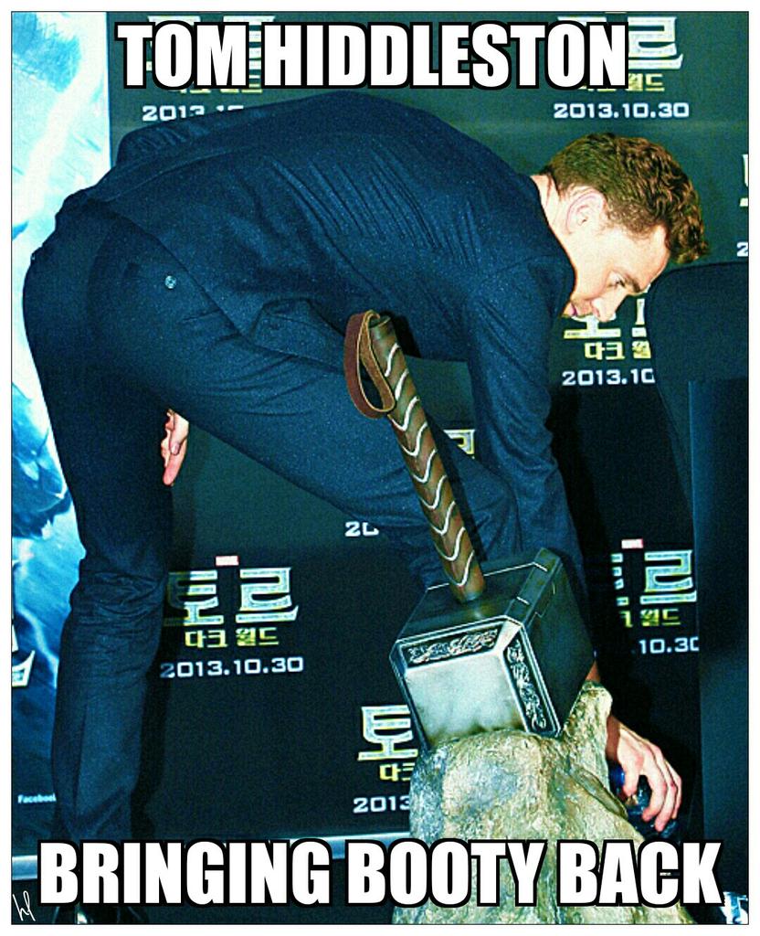 HiddlestonLuvr's tweet photo. Had this song in my head all day!
https://t.co/cnNmeLQz72
Finally did something about it!😉
#TomHiddleston #PiperMeme http://t.co/iHh3Byzqtv