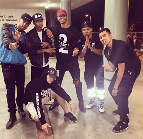 KamariaAnt's tweet photo. Monday Right? Too Much Finesss In One Pic ,, All My MCM's #Team99 #MxM #SaucePapi 😍❤ http://t.co/tWHmGUhpOU