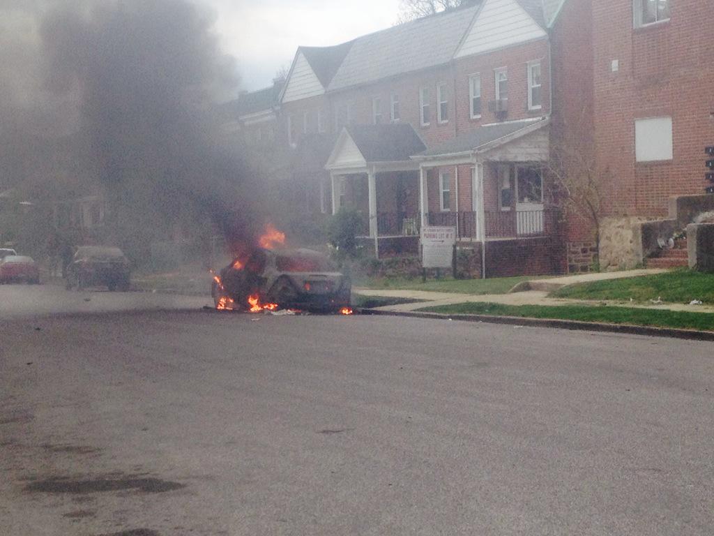 CDoRegQWAAAIXNA.jpg:large