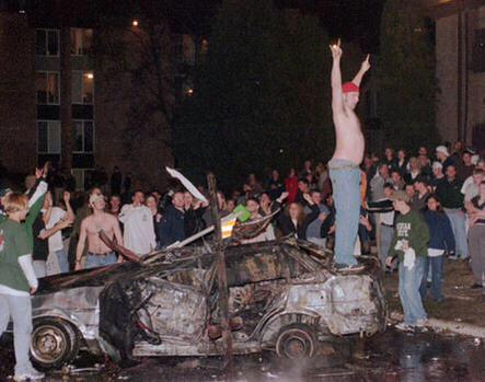 Bipartisan Report tweet media