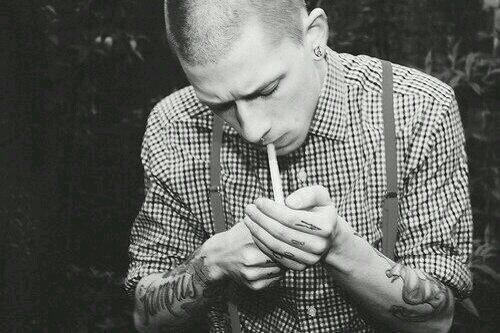 Skinbyrd1969's tweet photo. Skinheads goals! 😍💕 http://t.co/gvBCLzmI8K