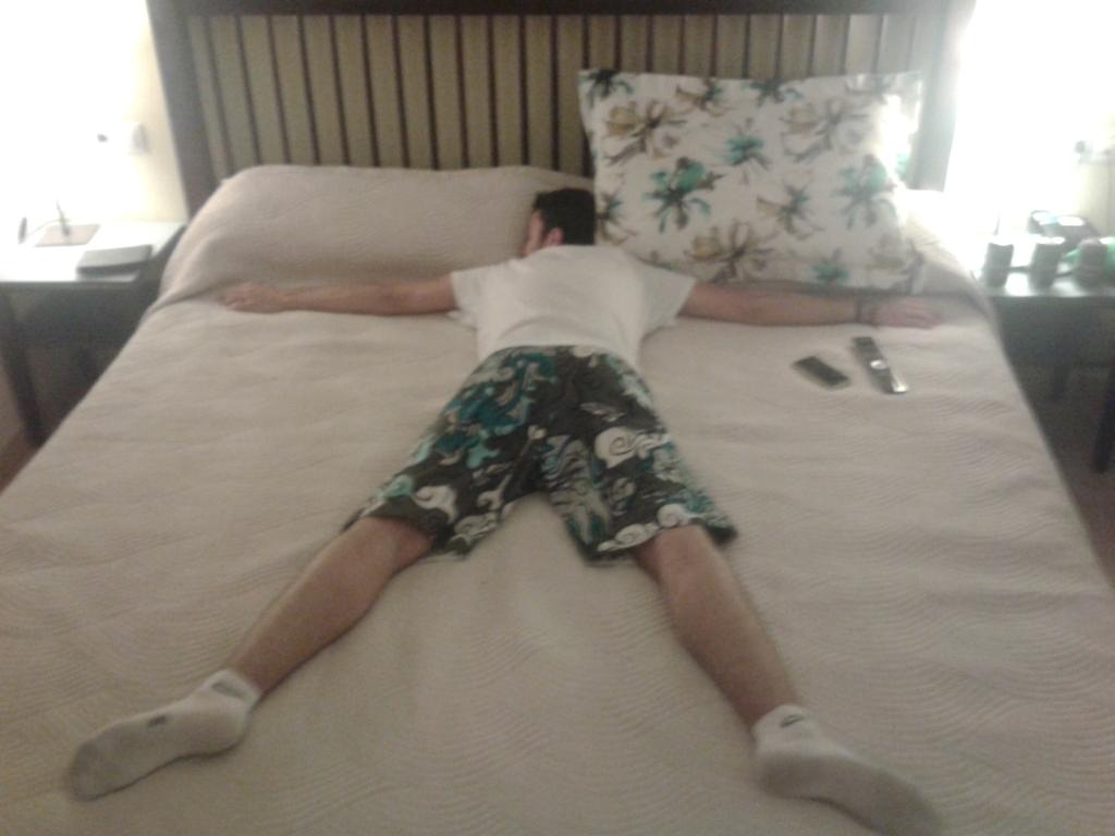 interrogante92's tweet photo. Una señora cama http://t.co/iahZvbnyq8
