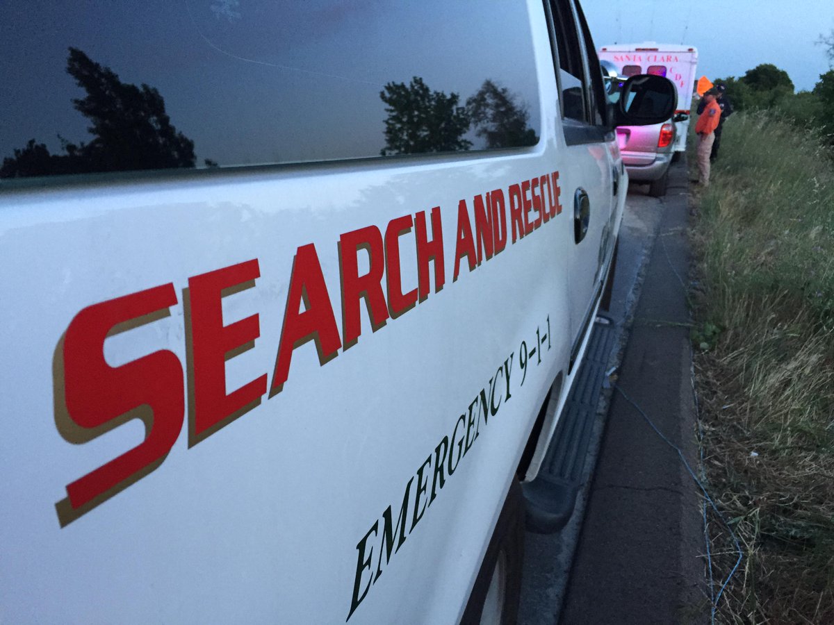 SCCSSAR's tweet photo. Come by Fry's Electronics on May 16th 11-3pm for lunch and support your County SAR Team fundraiser. http://t.co/slogeKAmEp