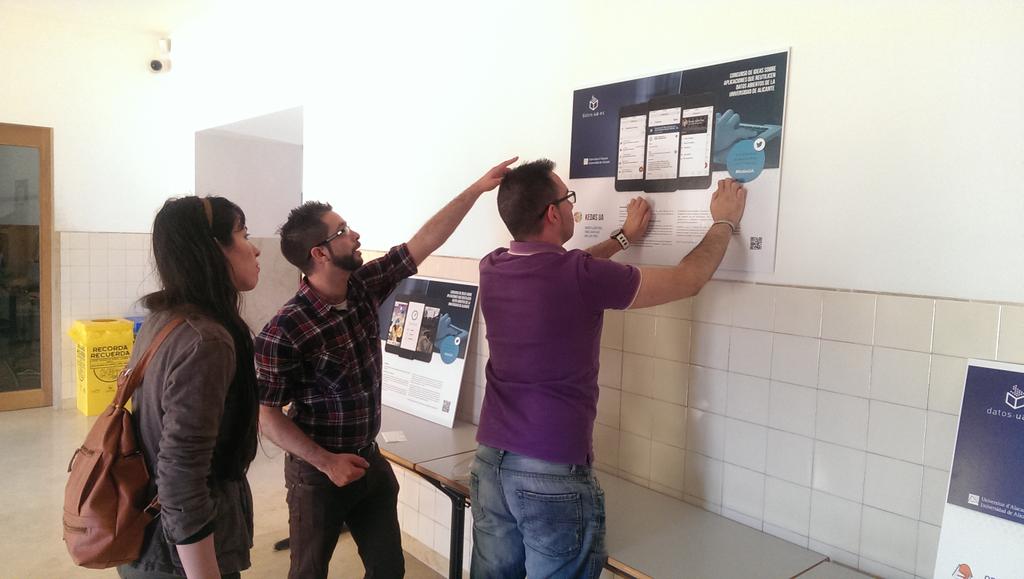 jnmazon's tweet photo. Preparando demos para #EDAUA2015 Enhorabuena participantes! Todas son magníficas apps! #opendata cc @UAdatos http://t.co/ami51Cq2JG