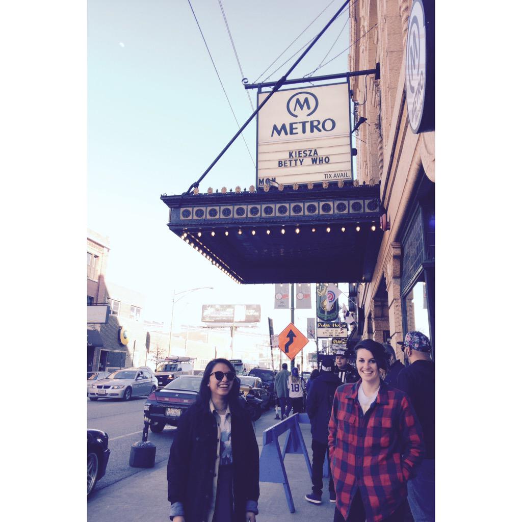 ElizabethCarolK's tweet photo. Seeing @BettyWho tonight! #readyforbetty http://t.co/jhhIBY39r0