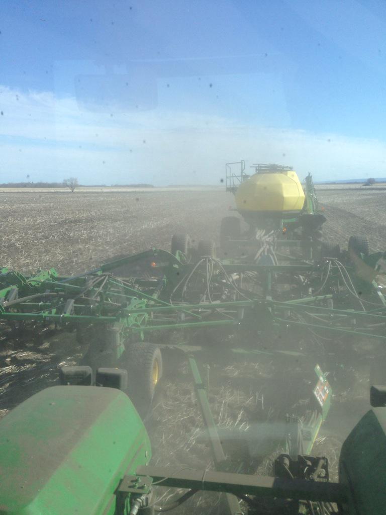 Can't believe I beat <a href="/rpbrunel/">Robert Brunel</a> seeding this year. #twitterworthy First quarter done of #plant15