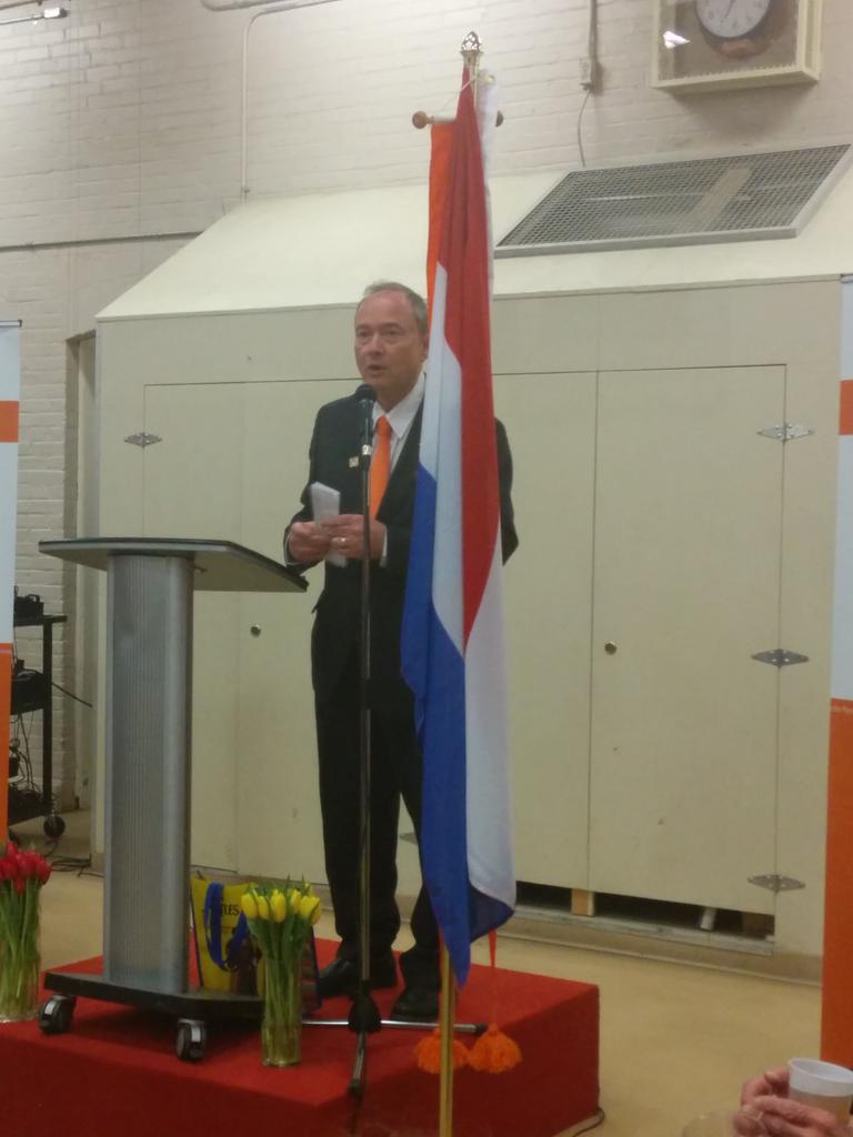 RuthKovac1's tweet photo. Dutch Consul General Michael Polak commemorates 70th anniv liberation of Holland tonight @blackwatch armory http://t.co/N6MAwtiXqL