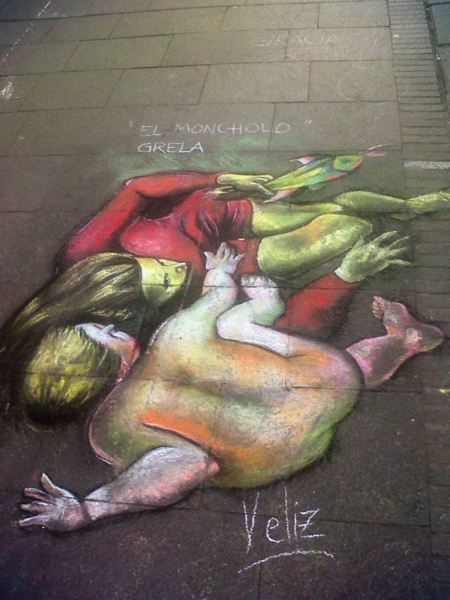 R_Invisible's tweet photo. Maravillas sobre el suelo: "El Moncholo", una reproducción en tiza del gran #JuanGrela
http://t.co/H23mDdbzx7 http://t.co/reLtMio2rV