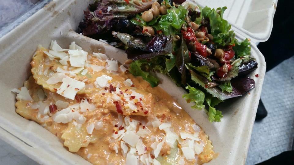 4/27 #dinner and #happyhour w/ <a href="/WannaESF/">Wanna-E</a> <a href="/MeSoHungrySF/">Me So Hungry SF</a> <a href="/GyrosonWheels1/">Gyros on Wheels</a> <a href="/LilBurma/">Lil Burma</a> and <a href="/EuroBistros/">EuroBistros</a>