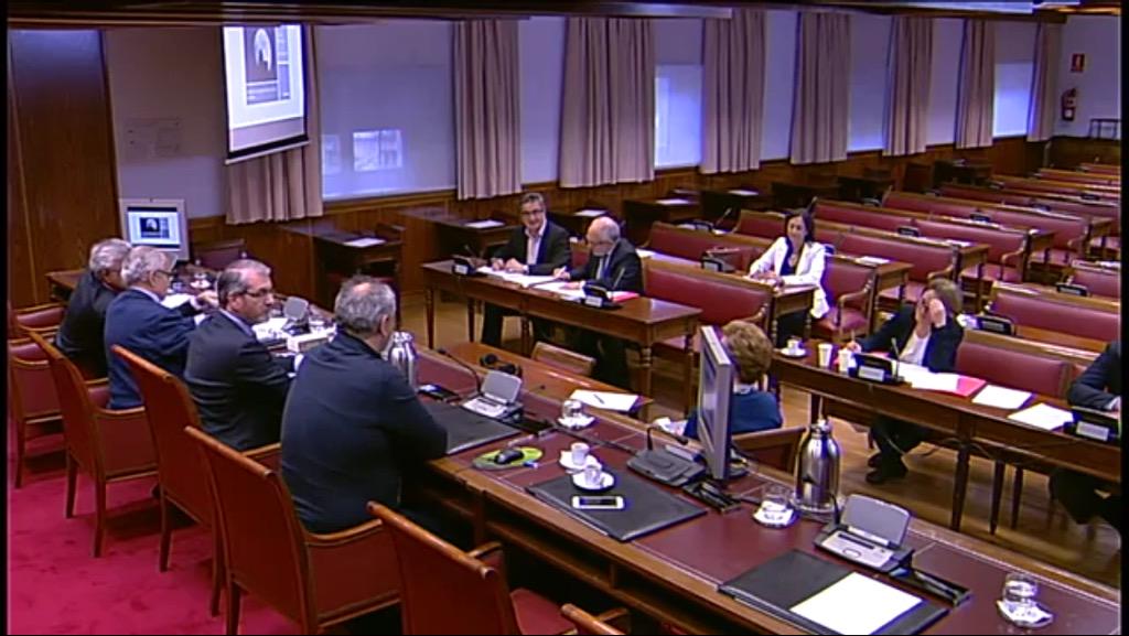 jsalinaswork's tweet photo. Recomiendo ponencia @carlosbarrabes en @Senadoesp sobre entorno rural http://t.co/2gkTHYb1Vz otra #smartcity http://t.co/GXsDzuCpdO