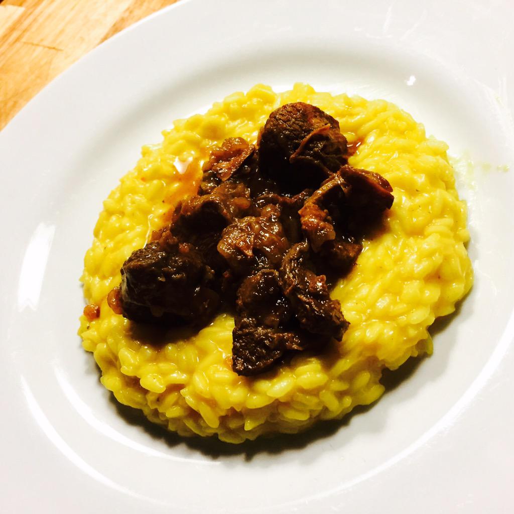 NatalieMChef's tweet photo. @FernandoTrocca es mejor maestro que yo cocinera! El risotto quedó espectacular! #recetasdelchef http://t.co/mPMVB77Jxl