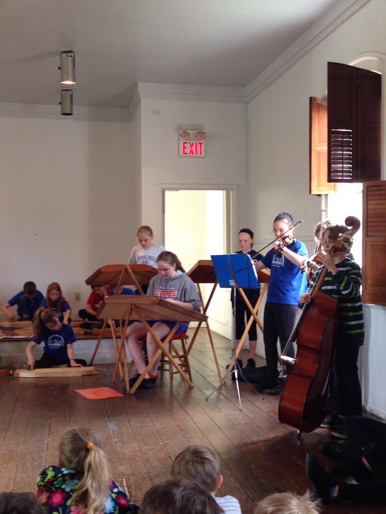 Colonial Hills tweet media