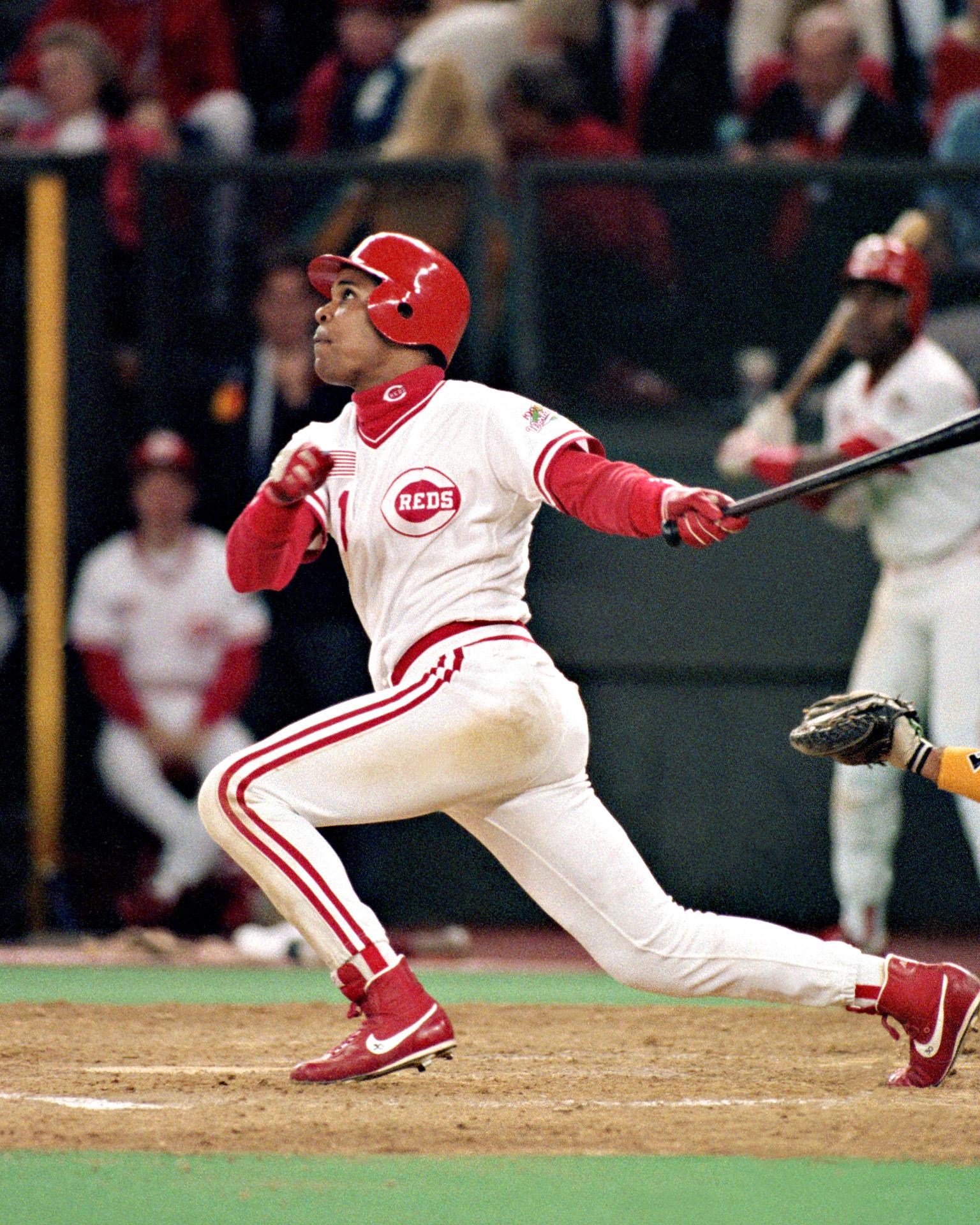Happy Birthday to Barry Larkin, who turns 51 today! 