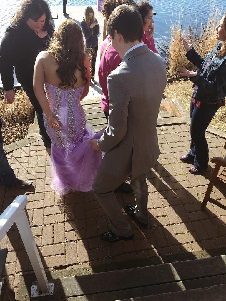 SweeneyCamryn's tweet photo. happy birthday 2 the best prom date π―π―π―π―π― #onlypics #trapMatt π²ππ½π€@MattHorwatt @MattHorwatt @MattHorwatt http://t.co/KHEKKwVwje