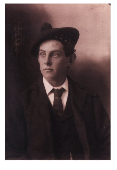 Stuthefarmer's tweet photo. My great-grandfather. He homesteaded our farm. Always liked this picture. #farmilyfarm #scots http://t.co/ZIwpG5Qlnx