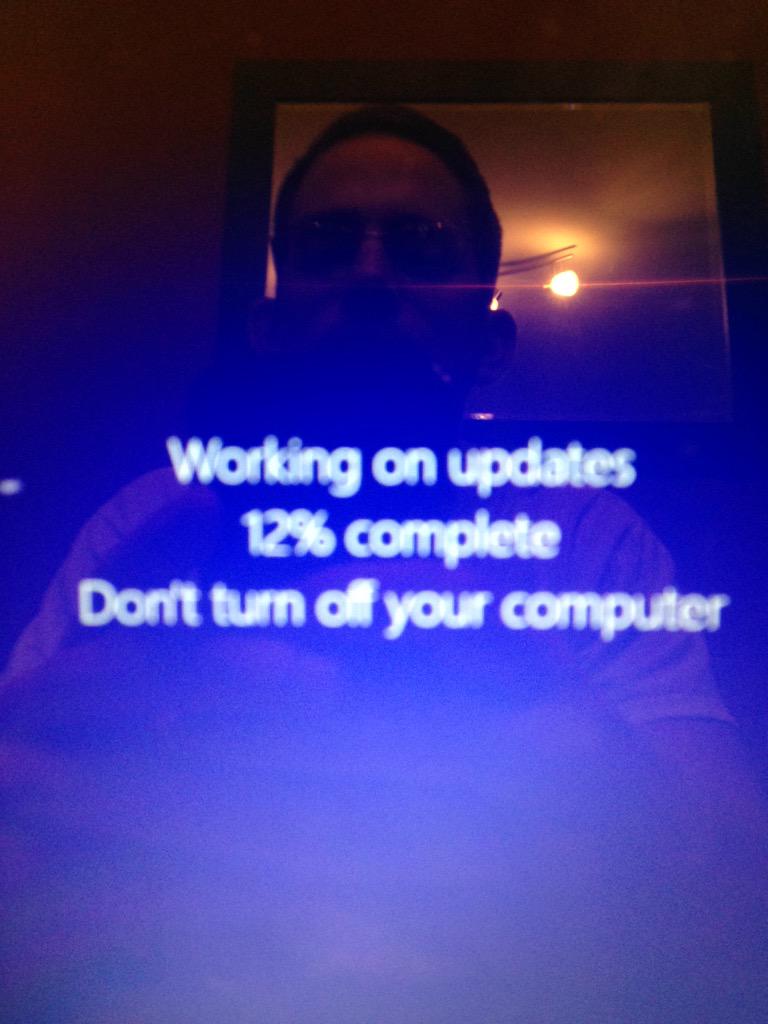 mr_aaron_dodge's tweet image. I need a Mac #pcprobs #reflection