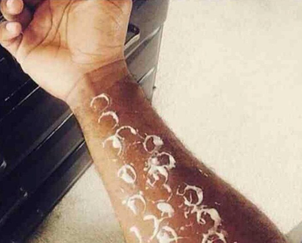 _basicallyari's tweet photo. When you run out of lotion http://t.co/Ji3taEIYYg