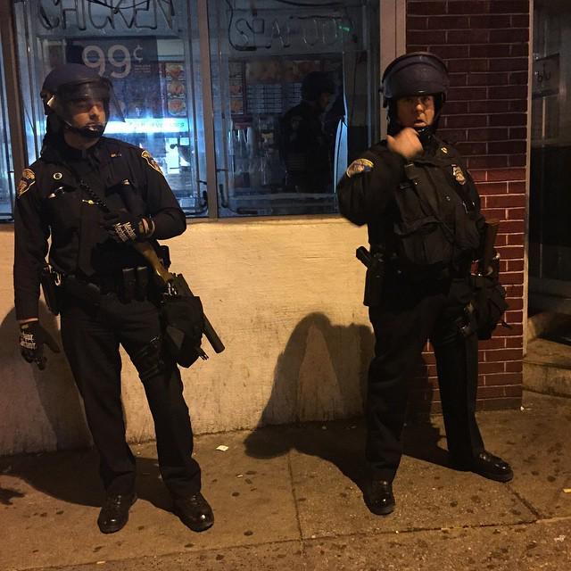 Nettaaaaaaaa's tweet photo. Baltimore. #FreddieGray http://t.co/qJ8Sp8A16q http://t.co/UwsCFniFoy