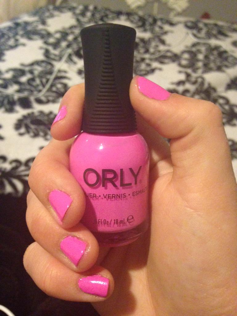 GeenaPand's tweet photo. @Orlynails love this #nailpolish ๐
๐ป #fancyfuchsia http://t.co/iT2QqcUzsd