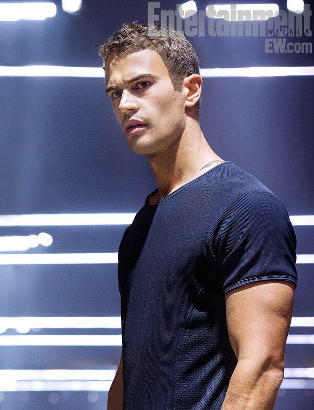 JoshyAndJen's tweet photo. #MCM To Peeta and Tobias 👱👦🔥🙌😍🙏❤️👅💦 http://t.co/hNgAHK0VoS