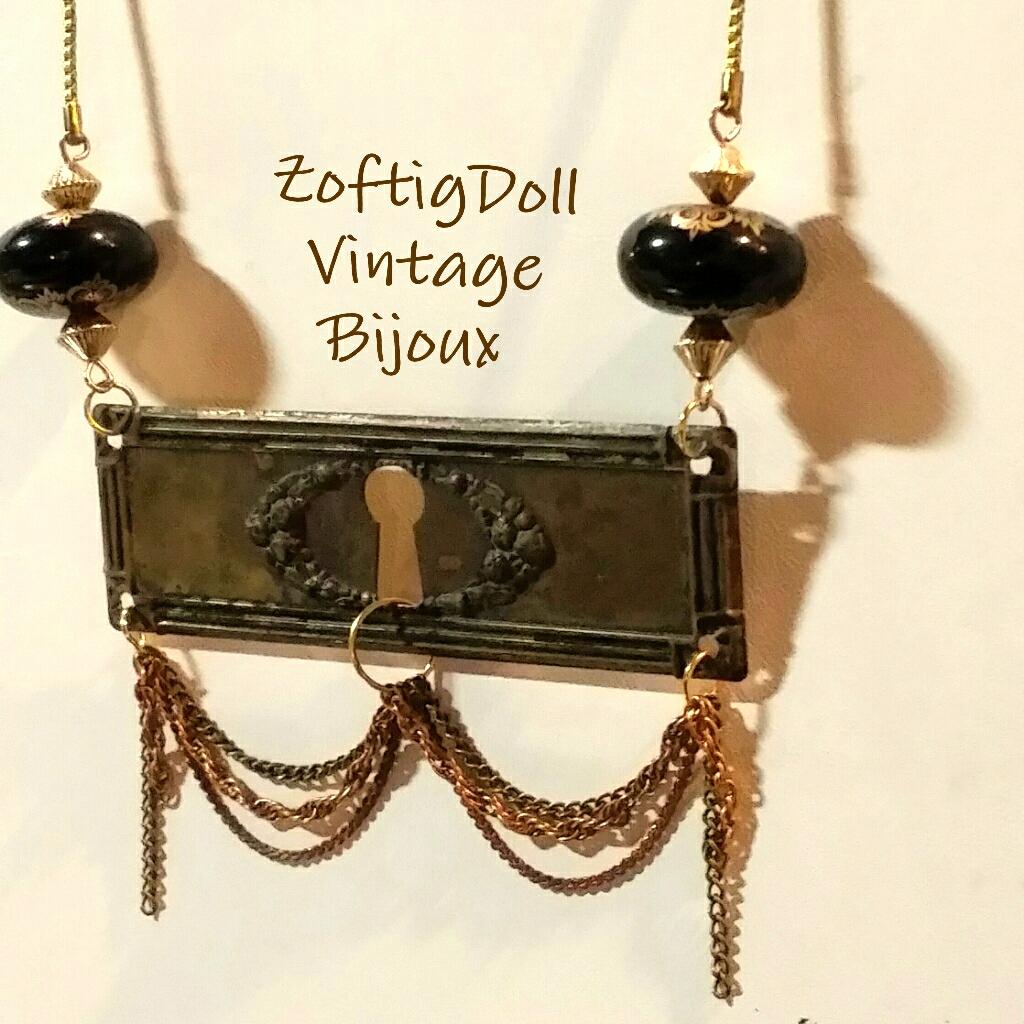 janshivley's tweet image. #vintagehardware #keyplate#statementnecklace #ilovememphis
#antique #recycled #wearableart  #jewelry #bohemian