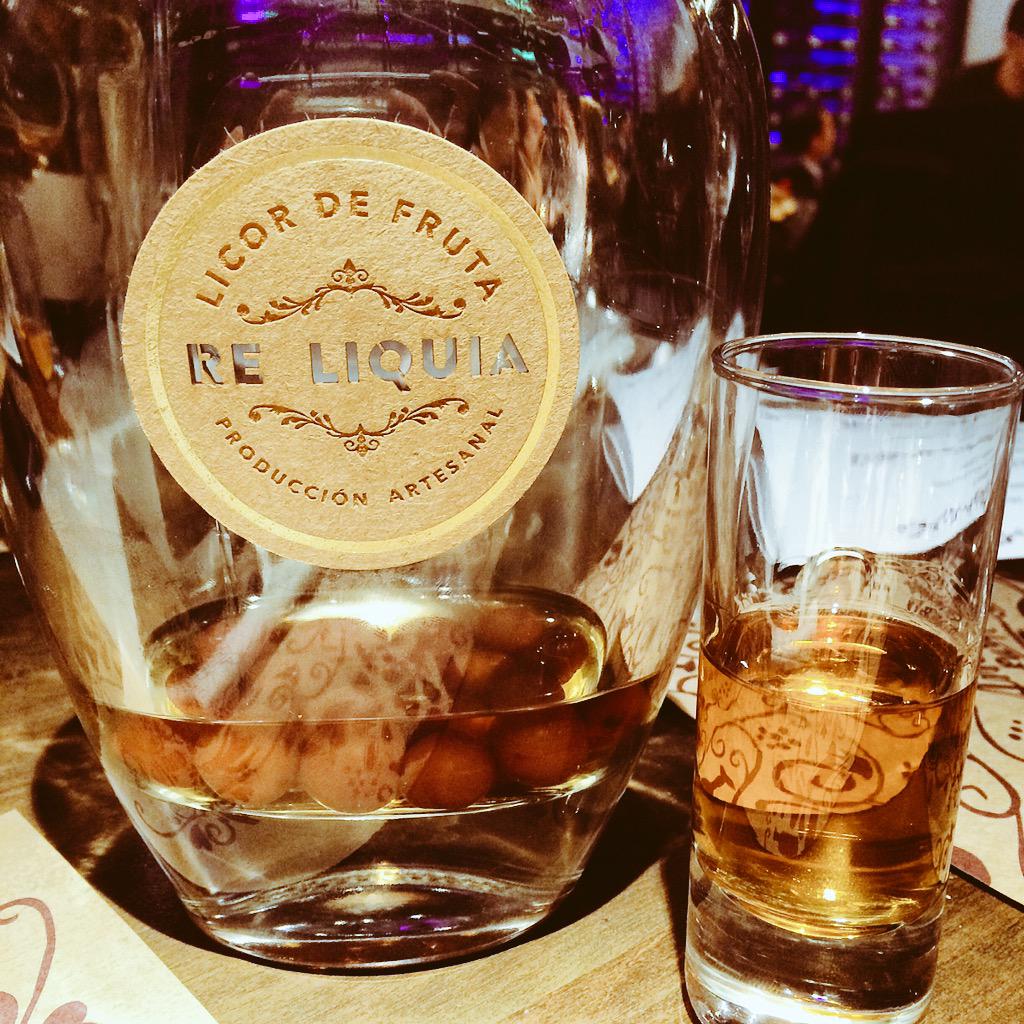 BodegasRE's tweet photo. Y la guinda de la torta. #Reliquia de guinda! #enguindado http://t.co/ZMENEnre56
