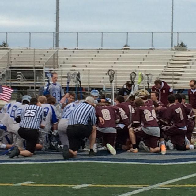 BrebeufSports's tweet photo. Taking a moment to remember #HannahWilson at the Boys Lacrosse game tonight against HSE http://t.co/p88l72kiJw