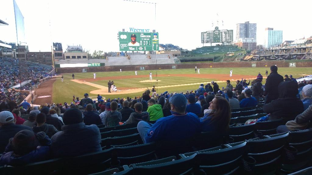 StoltzMarty's tweet photo. Froze my tail off seeing my Pirates lose at Wrigley http://t.co/UygyxNDPyV