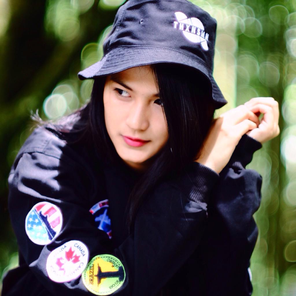 Selamat pagi menuju siang. Semoga menyenangkan. God bless!