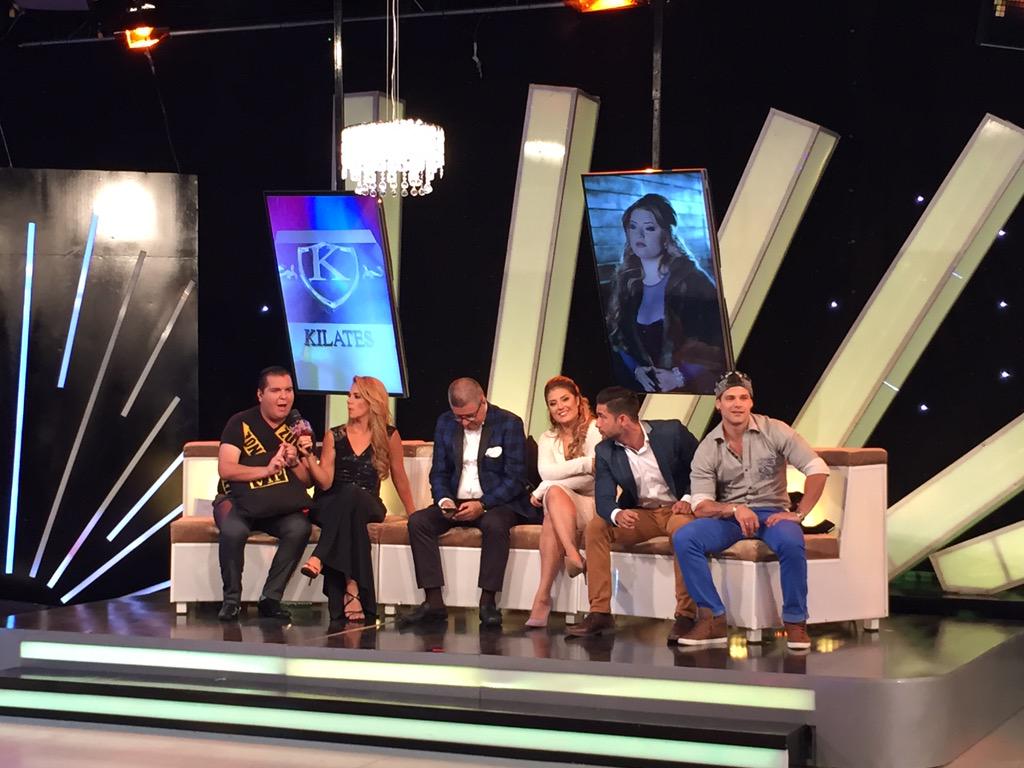 tcsoyelmejor's tweet photo. Estamos de, ¡REGRESOOO! @MiguelCedenoC nos cuenta lo que se viene más adelante en #GalaFuegoVIP. ¿Habrá farándula? http://t.co/AygzsGMvmL