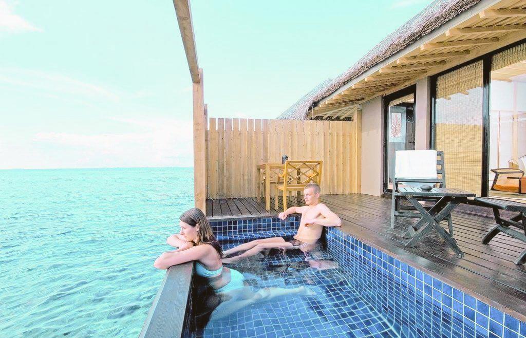 kiaran015's tweet image. Its a wonderful day in #Vadoo 2 b in a plunge pool wid da view of the endless ocean n sky,#Maldives#bestdestination
