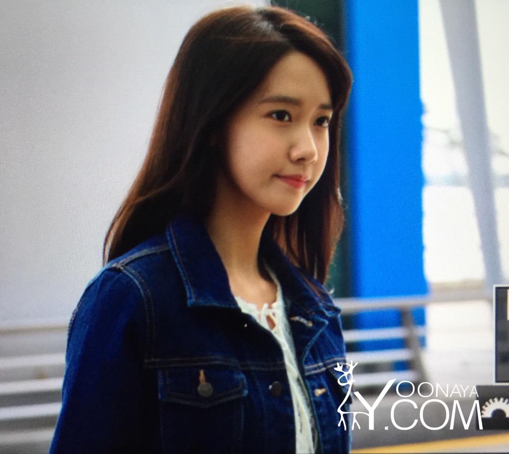 [PIC][28-04-2015]YoonA khởi hành đi Trung Quốc vào trưa nay CDpl1JyXIAAe1Lg