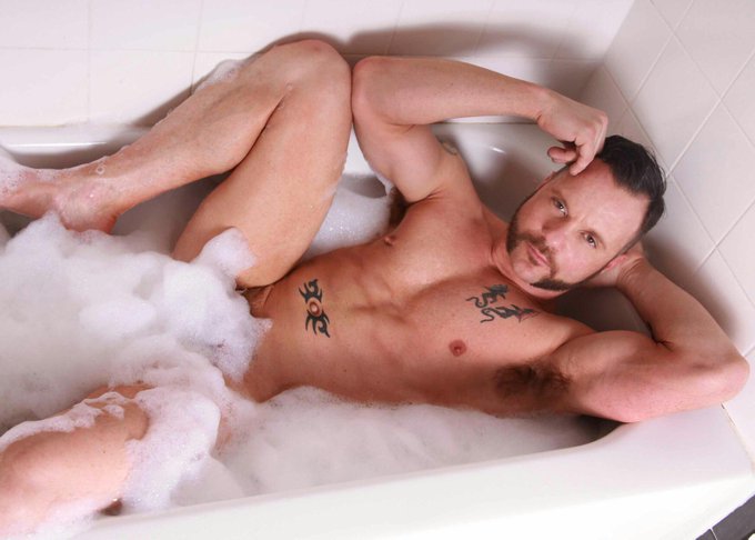 Whats missing? U. Join me w/ @DrewSebastianX @DolfDietrich @DavidBenjaminX @BrockRustinxxx http://t.co/J5CY1X0vOT