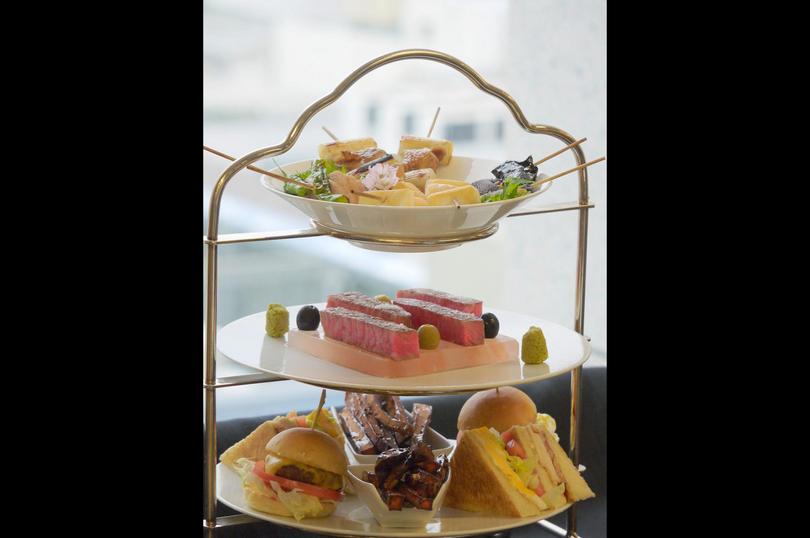 セント レジス ホテル 大阪で男性向けのアフタヌーンティーと料理教室が開催 料理教室 ホテル 男 Gq Japan Scoopnest